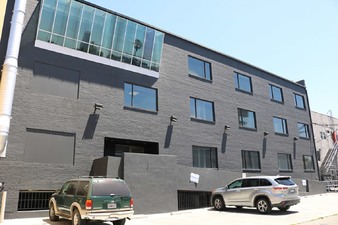 Enlarge photo 11