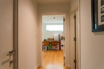 Enlarge photo 49