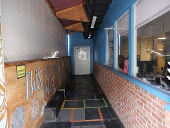 Enlarge photo 12