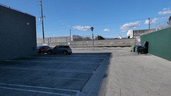 Enlarge photo 83