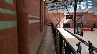 Enlarge photo 89