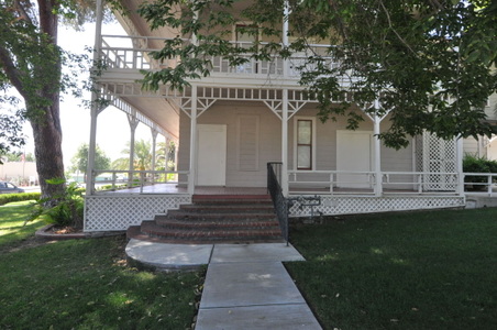 Enlarge photo 128