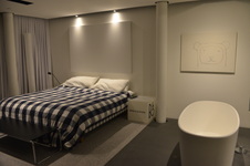 Enlarge photo 35