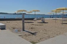 Enlarge photo 19