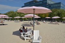 Enlarge photo 19