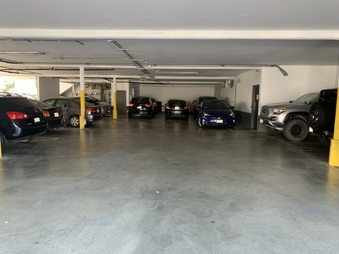 Enlarge photo 38