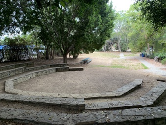 Enlarge photo 17