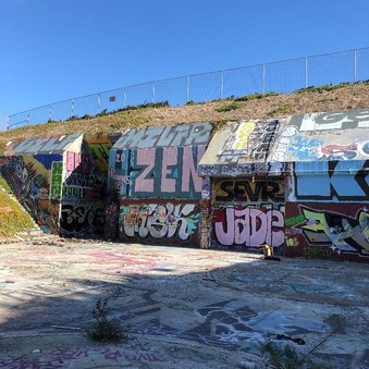Enlarge photo 13
