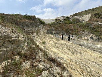 Enlarge photo 17