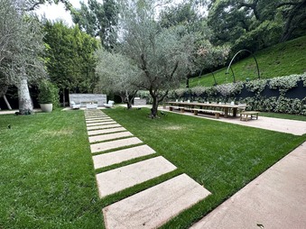 Enlarge photo 18