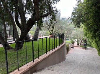 Enlarge photo 55