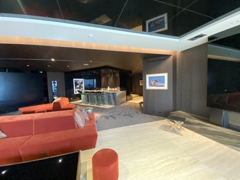 Enlarge photo 115