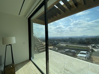 Enlarge photo 123