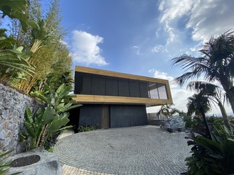 Enlarge photo 46