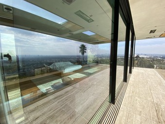 Enlarge photo 52