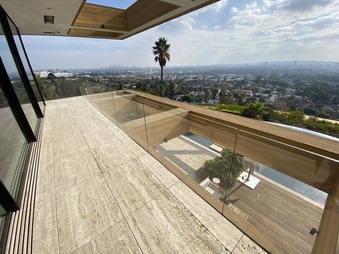 Enlarge photo 53
