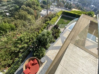 Enlarge photo 56