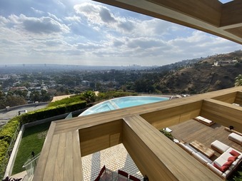 Enlarge photo 58