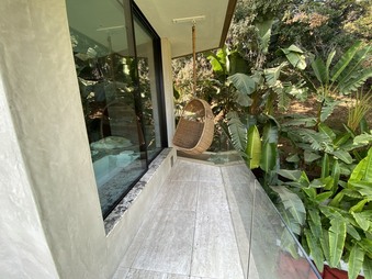 Enlarge photo 63