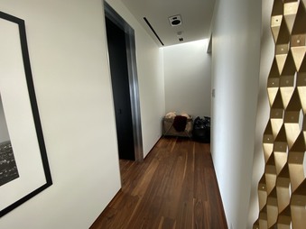 Enlarge photo 75