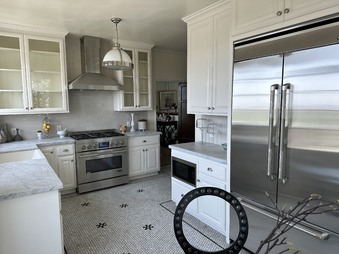 Enlarge photo 24