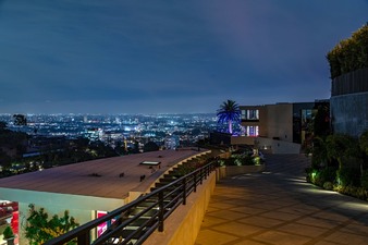 Enlarge photo 44