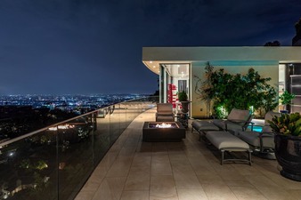Enlarge photo 49