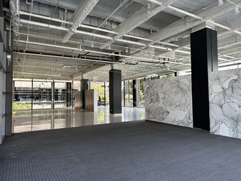 Enlarge photo 27