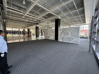 Enlarge photo 28