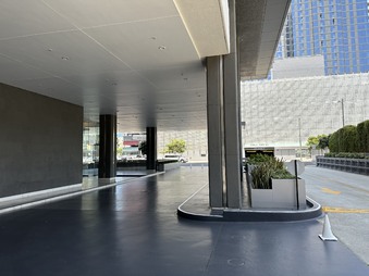 Enlarge photo 51