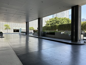 Enlarge photo 52