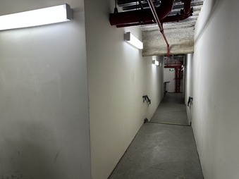 Enlarge photo 19