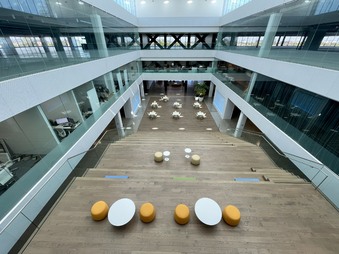 Enlarge photo 43