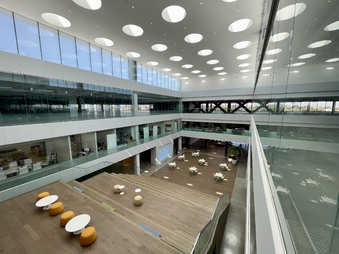 Enlarge photo 42