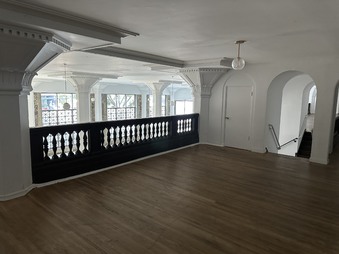 Enlarge photo 2