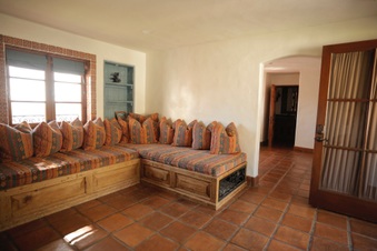 Enlarge photo 107