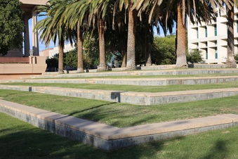 Enlarge photo 76