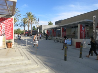 Enlarge photo 88