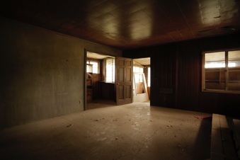 Enlarge photo 19