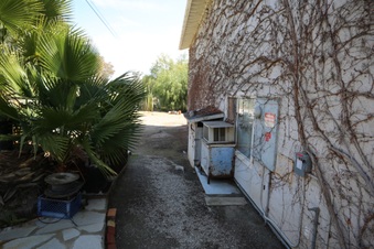 Enlarge photo 37