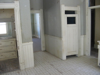 Enlarge photo 61