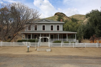 Enlarge photo 21