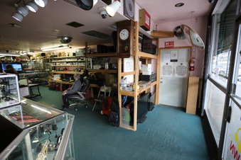 Enlarge photo 19