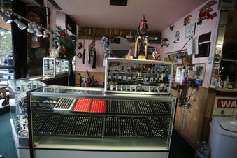 Enlarge photo 33