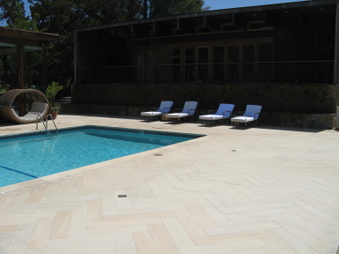 Enlarge photo 23