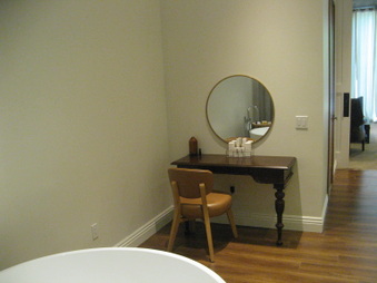 Enlarge photo 106