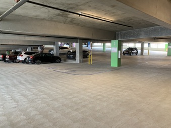 Enlarge photo 38