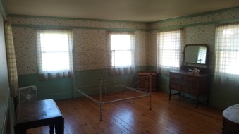 Enlarge photo 23