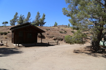 Enlarge photo 22