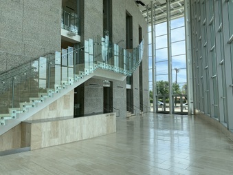 Enlarge photo 46